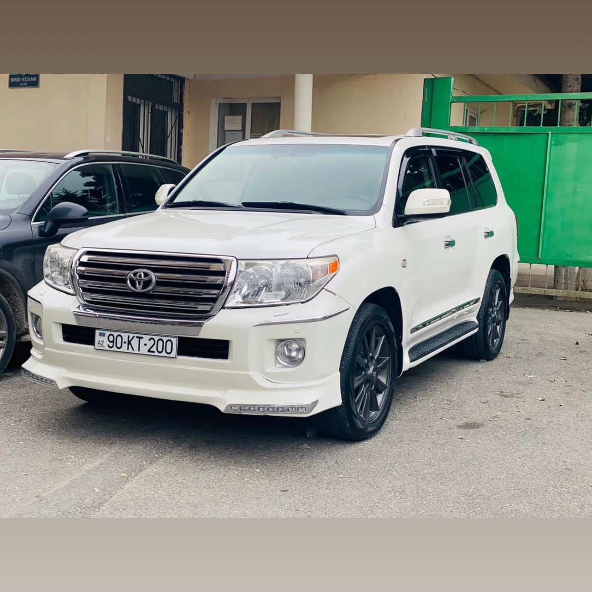 Toyota Land Cruiser
