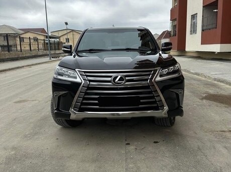 Lexus LX