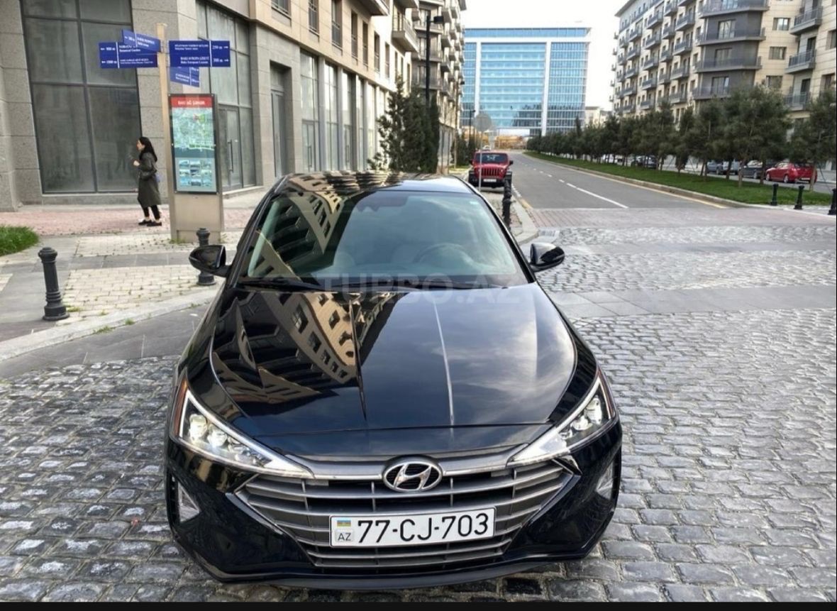 Hyundai Elantra